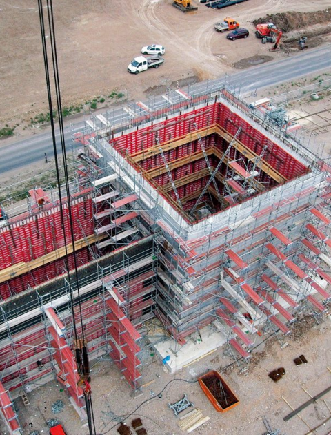 alkus®, the practical and economical formwork panel for PERI frames ...