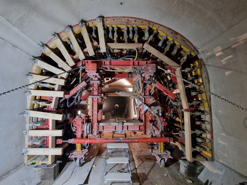 Stud formwork from PERI Switzerland for the exhibition bays. | © alkus AG
